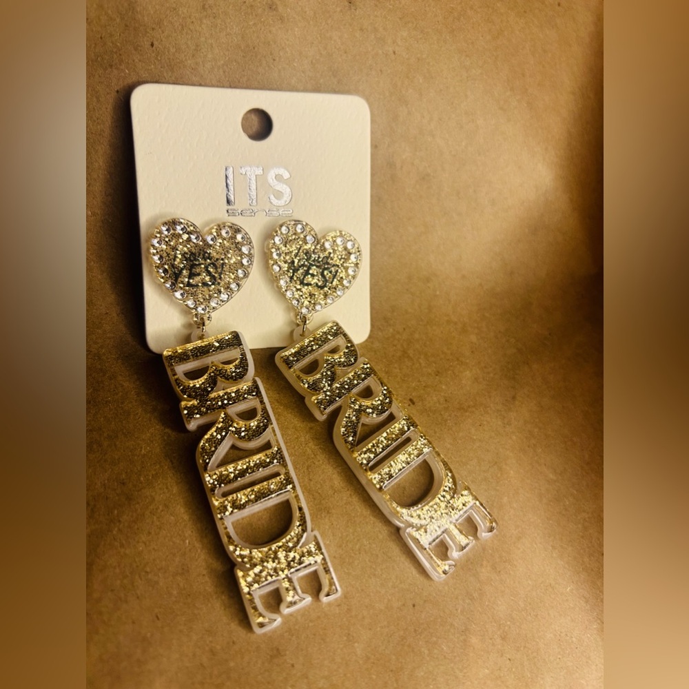 Acrylic bridal post earrings